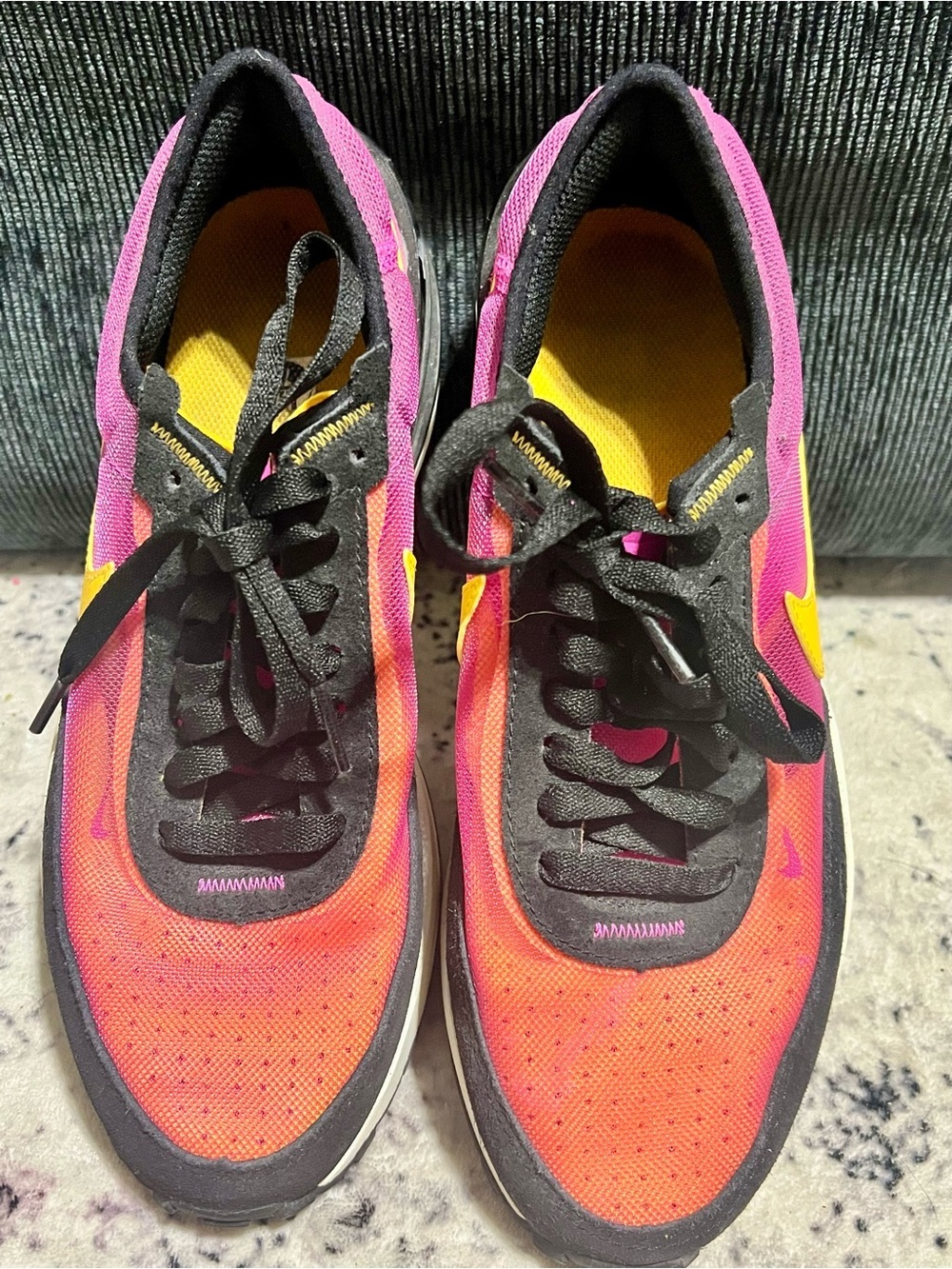 NWOB Women’s Nike Womens Waffle One Running Trainers Active Fuchsia -US9